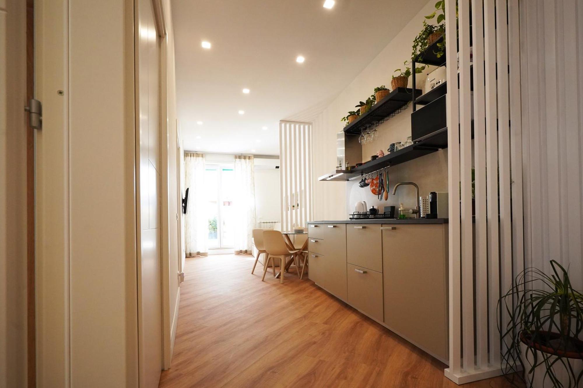 Peaceful 2 Bedrooms With Patio, Near Metro A Appartamento *